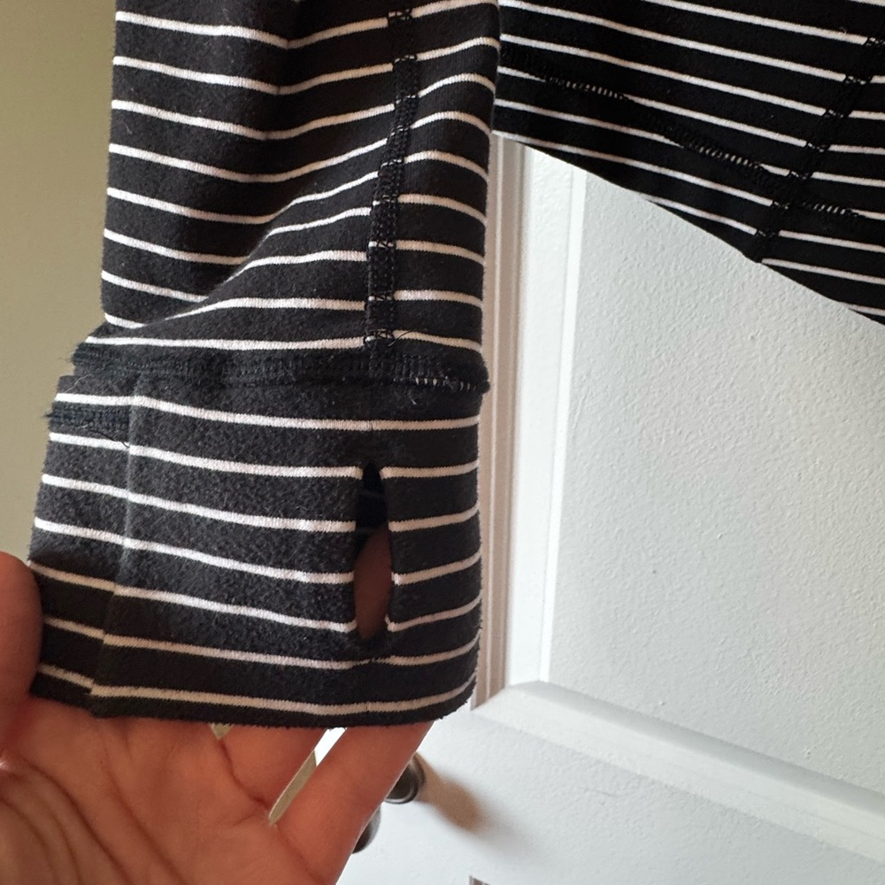 lululemon Define Jacket Sz 8 Parallel Stripe Blac… - image 9